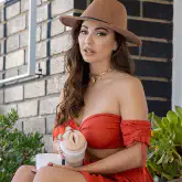 gallery/lingerie-lioness-abigail-mac-06.jpg