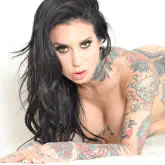 gallery/Grid-BG-Bottom-JoannaAngel_d7b96366-3e2b-405d-99ef-b92042b15eed.jpg