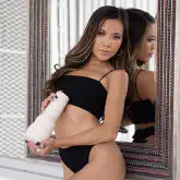 gallery/lingerie-lioness-vina-sky-01.jpg